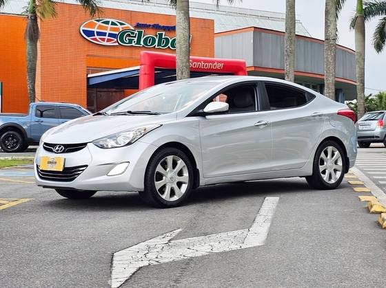 HYUNDAI ELANTRA 1.8 GLS 16V GASOLINA 4P AUTOMÁTICO HYUNDAI ELANTRA 1.8 GLS 16V GASOLINA 4P AUTOMÁTICO
